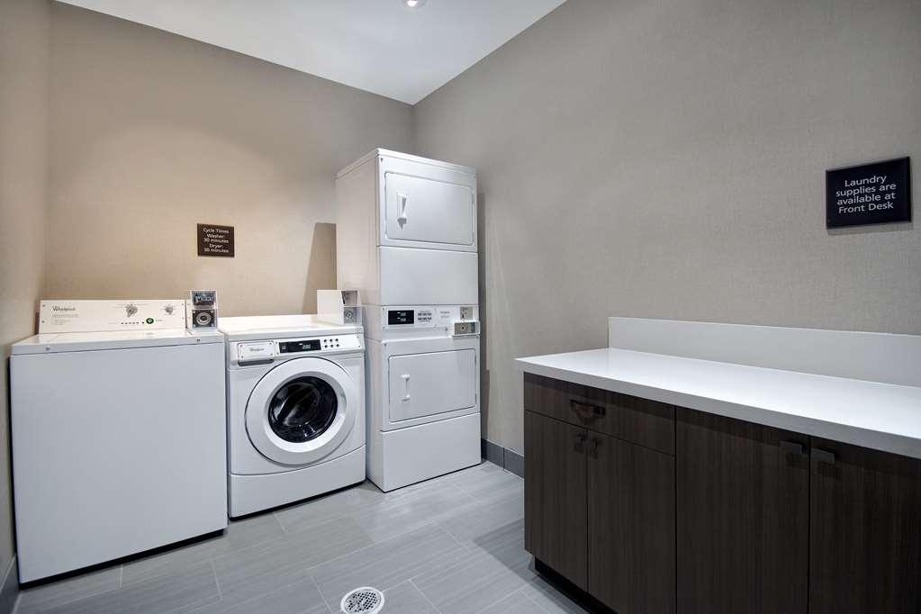 Hampton Inn & Suites Ontario Rancho Cucamonga Facilities photo